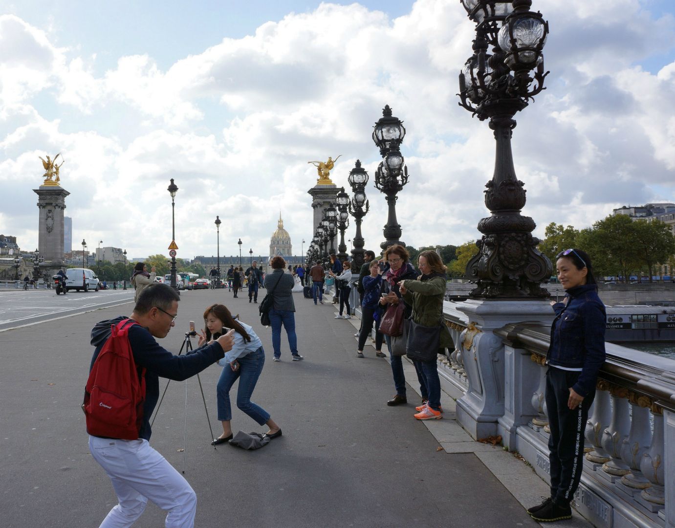 Fotografering pågår, Pont Alexandre III